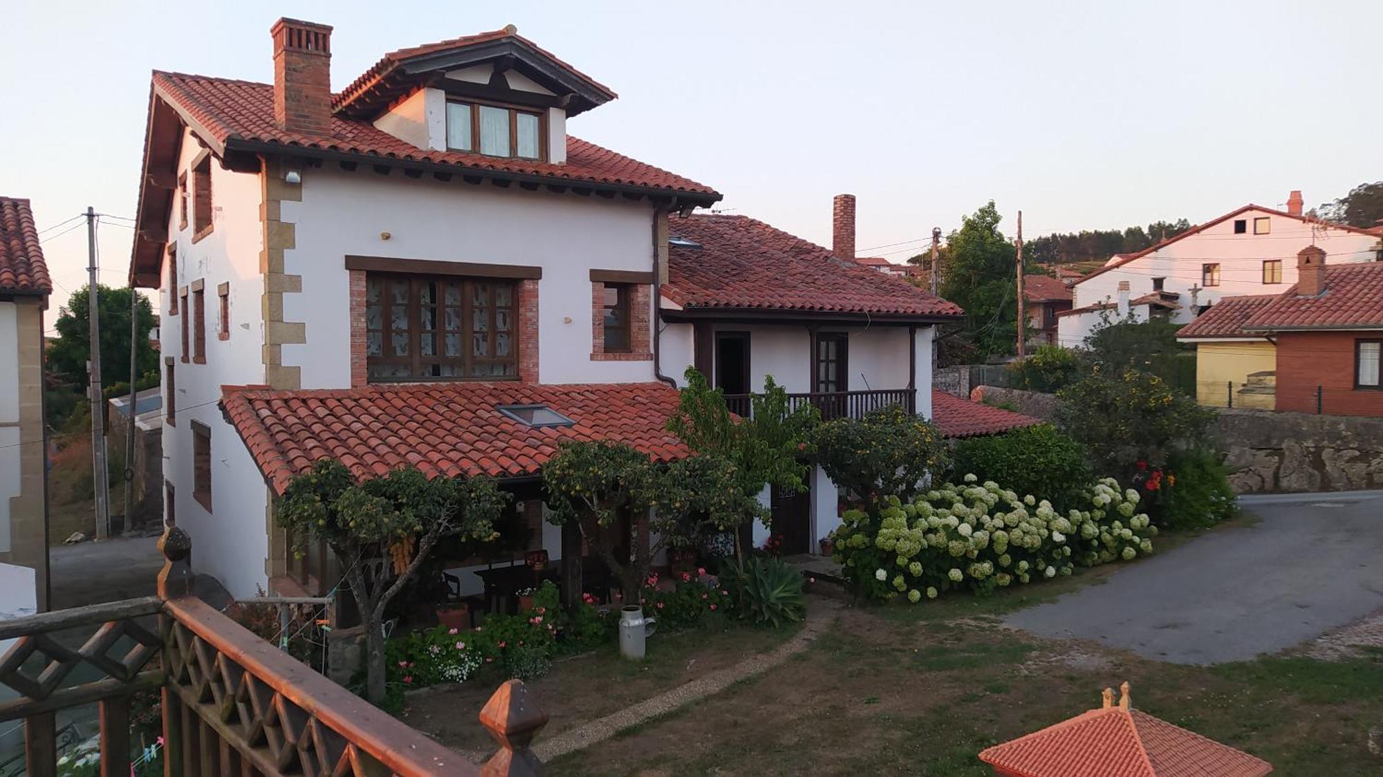 Casa Mari Paz Trasvia Villa Comillas Buitenkant foto
